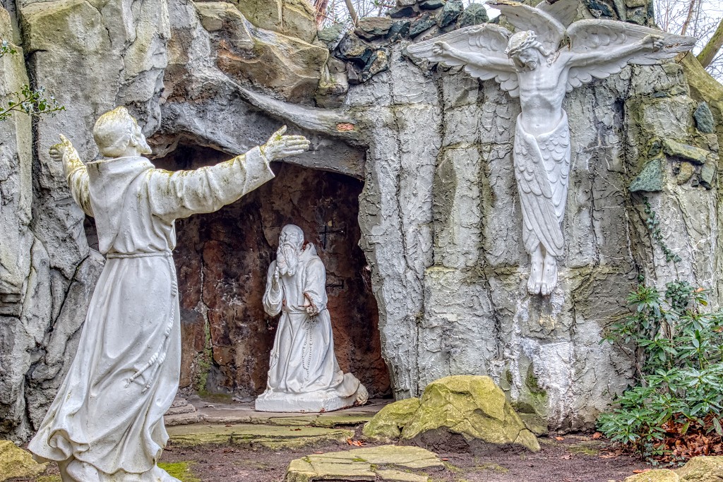 HDR kerkfotografie maria mary mariapark jesus bedevaart bedevaartplaats pilgrimage meersel meersel-dreef religie religion rooms katholiek lommel oostmalle